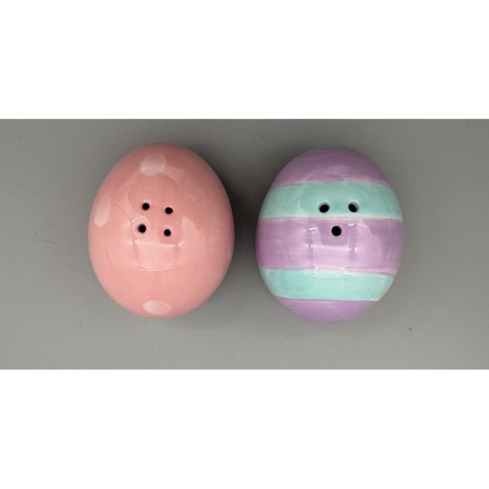 Vintage Silvestri‎ Easter Eggs Salt & Pepper Shakers Ceramic Pastel Pink Purple